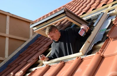 Pose de fenêtres de toit Velux à Manhac